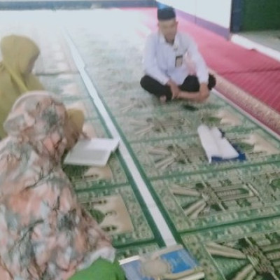 Kepala KUA Mandai Hadiri Pengajian Pasca Ramadhan di MT Babuljannah