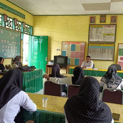 Pasca Ramadhan, Kamad MIN 6 Bone Adakan Pertemuan Hari Pertama Masuk Kerja 