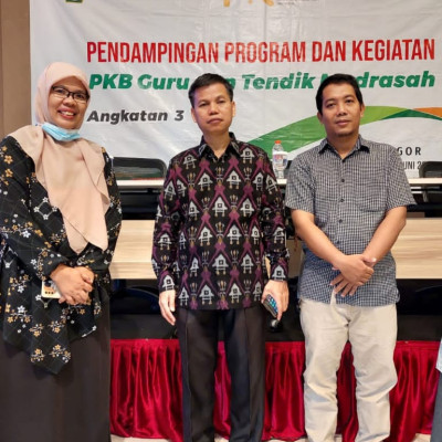 Plt. Kepala MAN IC Gowa Ikuti Revisi Modul PKB MA di Bogor
