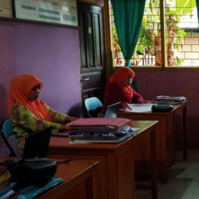 Kamad Madrasah Ibtidaiyah Gelar Rapat Kenaikan Kelas Tahun Pelajaran 2021/2022