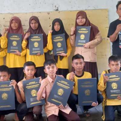 Wajah Sumringah Siswa MTs Muhammadiyah Bulukumba Usai Terima Rapor 