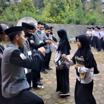Halaman Madrasah Jadi Latar Penutupan Matsama di MA Tengah Lembang
