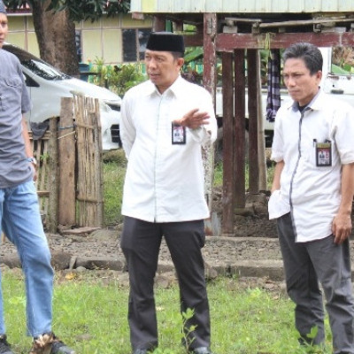 KakanKemenag Soppeng Tinjau Lokasi Pembangunan Masjid di Desa Timusu