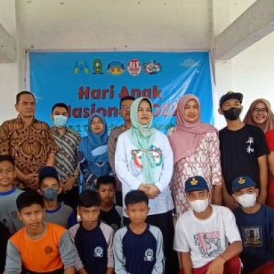 Meriahkan Hari Anak Nasional, Peserta Didik MTs Muhammadiyah Balangnipa Ikuti Lomba Terompah