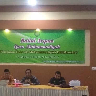Guru MTs Muhammadiyah Bulukumba Antusias Terima Berbagai Materi Dalam Kegiatan Baitul Arqam