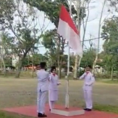 Paskibra  MAN Pinrang  Kibarkan Bendera  HUT RI Ke 77 Kec. Paleteang