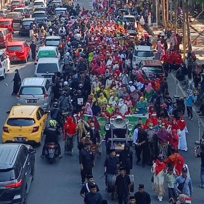 Keluarga Besar Kemenag Kab. Pinrang Ikut Ramaikan  Karnaval Merdeka Toleransi 2022 DI Makassar