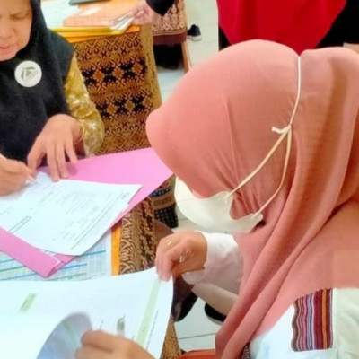 Pengawas Madrasah Supervisi Perangkat Pembelajaran Guru MTsN 1 Tana Toraja