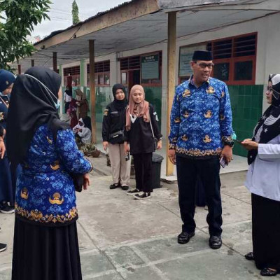 Tim Pembinaan SRA Gugus Tugas KLA Kota Parepare Berkunjung ke MI DDI Kampung Baru 