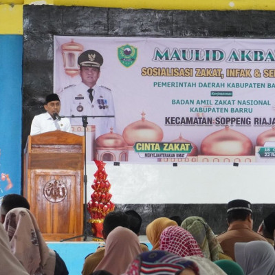Kakan Kemenag Hadiri Maulid Akbar Tingkat Kecamatan, H. Jamaruddin Ajak Masyarakat Teladani Sifat Nabi
