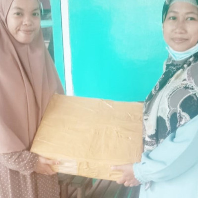 PAIN PNS Sibulue Serahkan Donasi Al Quran Pada TK/TPA Nurul Shalihin Pakkasalo