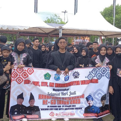 Stakeholder Muhammadiyah Bulukumba Mengikuti Karnaval Budaya dalam Rangka HUT Kabupaten Bulukumba