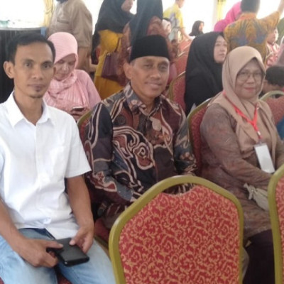 H. Jamaruddin Beri Semangat bagi Para Peserta Asal Kabupaten Barru di Arena Lomba