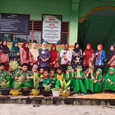 Pengawas dan Staf Seksi Penmad Pantau Pelaksanaan Asesmen Madrasah di MI DDI Kampung Baru