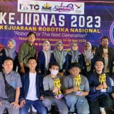 Bangga! Alumni MTsN 2 Sidrap Juara Kejurnas Robotika 2023 
