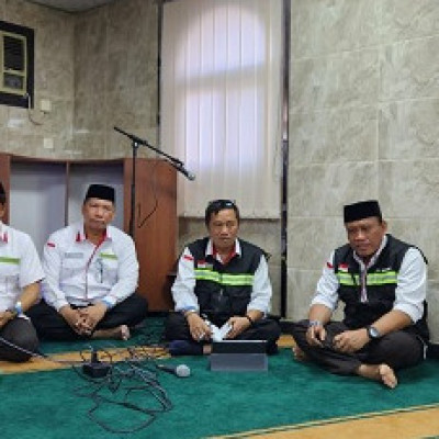 Jelang Wukuf di Arafah Kloter 14 UPG Laksanakan Rapat Pemantapan