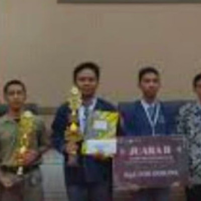 Ajang Olimpiade Ekonomi Islam, MAN 2 Kota Makassar Raih Juara 2