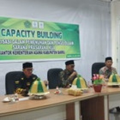Buka Capacity Building Stakeholder KUA Se-Kabupaten Barru, KakanKemenag Barru : Kembangkan Layanan di KUA