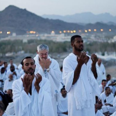 Hari Ini, Seluruh Jemaah Haji Laksanakan Wukuf di Arafah