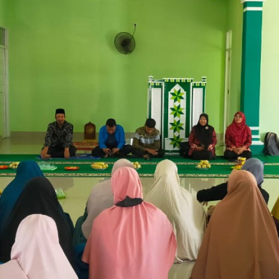 Kampung Sakinah, Penyuluh Agama KUA Bontomarannu Lakukan Kajian Keluarga
