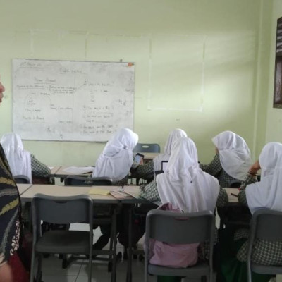 Guru MAN 1 Sinjai Kagum Lihat Cara Belajar Siswa SKS MA Arifah