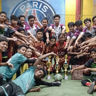 Tampil Perkasa di POR VII DPD WI Gowa, PPTQ An Nail Borong 2 Gelar Juara Futsal