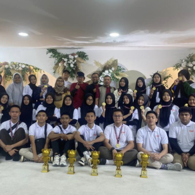 Membanggakan, Tim Robotik MAN 2 Kota Makassar Raih 10 Juara pada Ajang International 12Th World Robotic For Peace (WRP) Malaysia 2023.