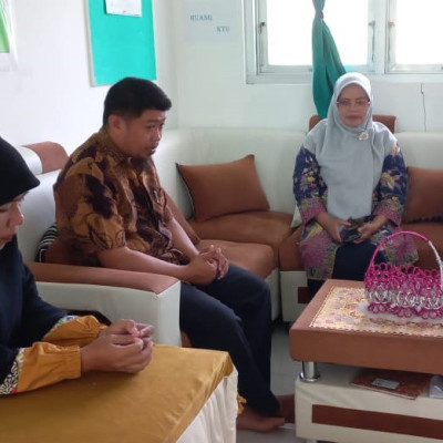 Kunjungan dan Monitoring Pengawas Madrasah di MIS Darul Istiqamah Bulukumba