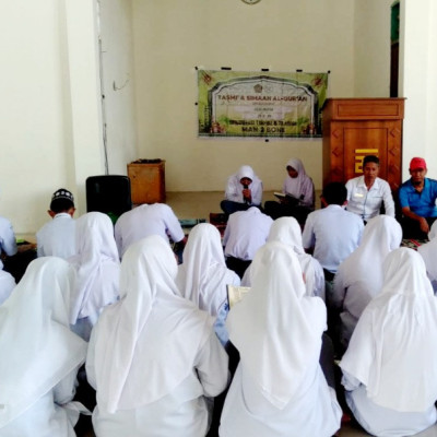 Kelas Tahfidz MAN 2 Bone, Sukses Mencetak Generasi Qur'ani
