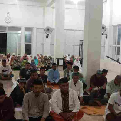 Siswa MAN Pinrang Peringatkan Rezeki dari Allah di Malam 10 Ramadhan