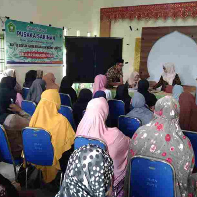 Baznas dan KUA Watang Sawitto Gelar Penyerahan Bantuan Paket Ramadhan