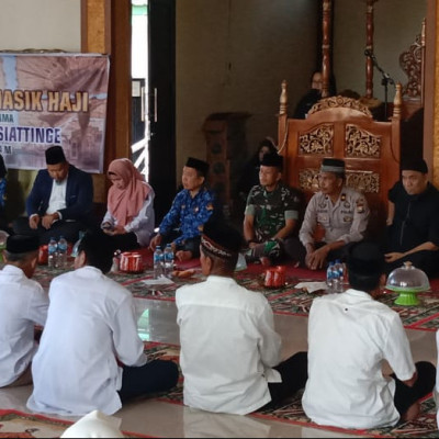 Pembukaan Bimbingan Manasik Haji Kantor Urusan Agama Kecamatan Tellu Siattinge