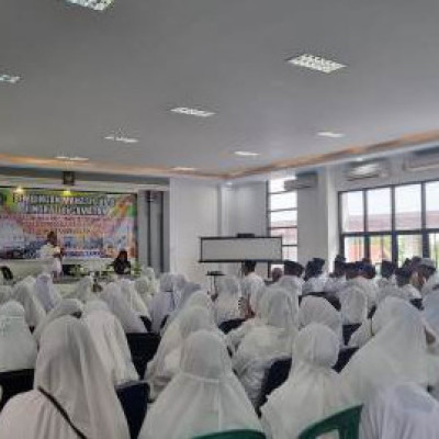 Pembukaan Bimbingan Manasik Haji, H. Nurdin Beri Kesempatan Bertanya Sebanyak Mungkin