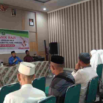 Manasik Haji Tingkat Kecamatan Watang Sawitto Dibuka Kakan Kemenag Pinrang