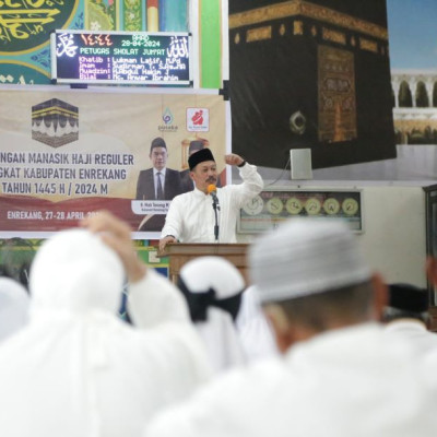 Hadiri Manasik Haji Kabupaten Enrekang, Kabag TU Sampaikan Komitmen Kemenag Layani Jemaah