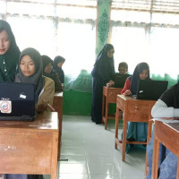 MTs Guppi Sampeang Gelar Simulasi Ujian Madrasah Berbasis Komputer