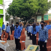 Kakan Kemenag Makassar Ambil Sumpah 72 Guru PNS Ditengah Pandemi Covid-19