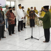 Kepala Kantor Kemenag Luwu Timur Lantik Pengurus Masjid di Kota Makassar
