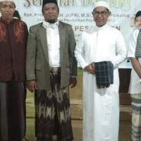 Kadis Pendidikan Provinsi Sulawesi Selatan Beri Motivasi Santri Babussalam Kepulauan Selayar