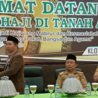 Ketua Dprd Takalar Muh Darwis Sijaya Jemput Jemaah Haji Diasrama Sudiang Makassar.