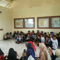 62 Siswa MTs Yasrib Lapajung Study Tour Ke Kota Makassar