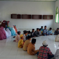 Pelajar MIN 5 Selayar Aktif di Amaliyah Ramadhan Di Masyarakat