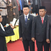 H. Abustan Rohaniwan Pelantikan Anggota DPRD Bone