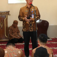 Lepas Jemaah Umrah, H. Wahyuddin Pesankan Doa Untuk Orang Tua