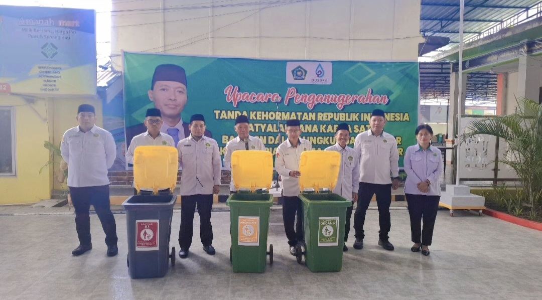 Saat Launching pemilahan sampah oleh Kakankemenag Kota Makassar