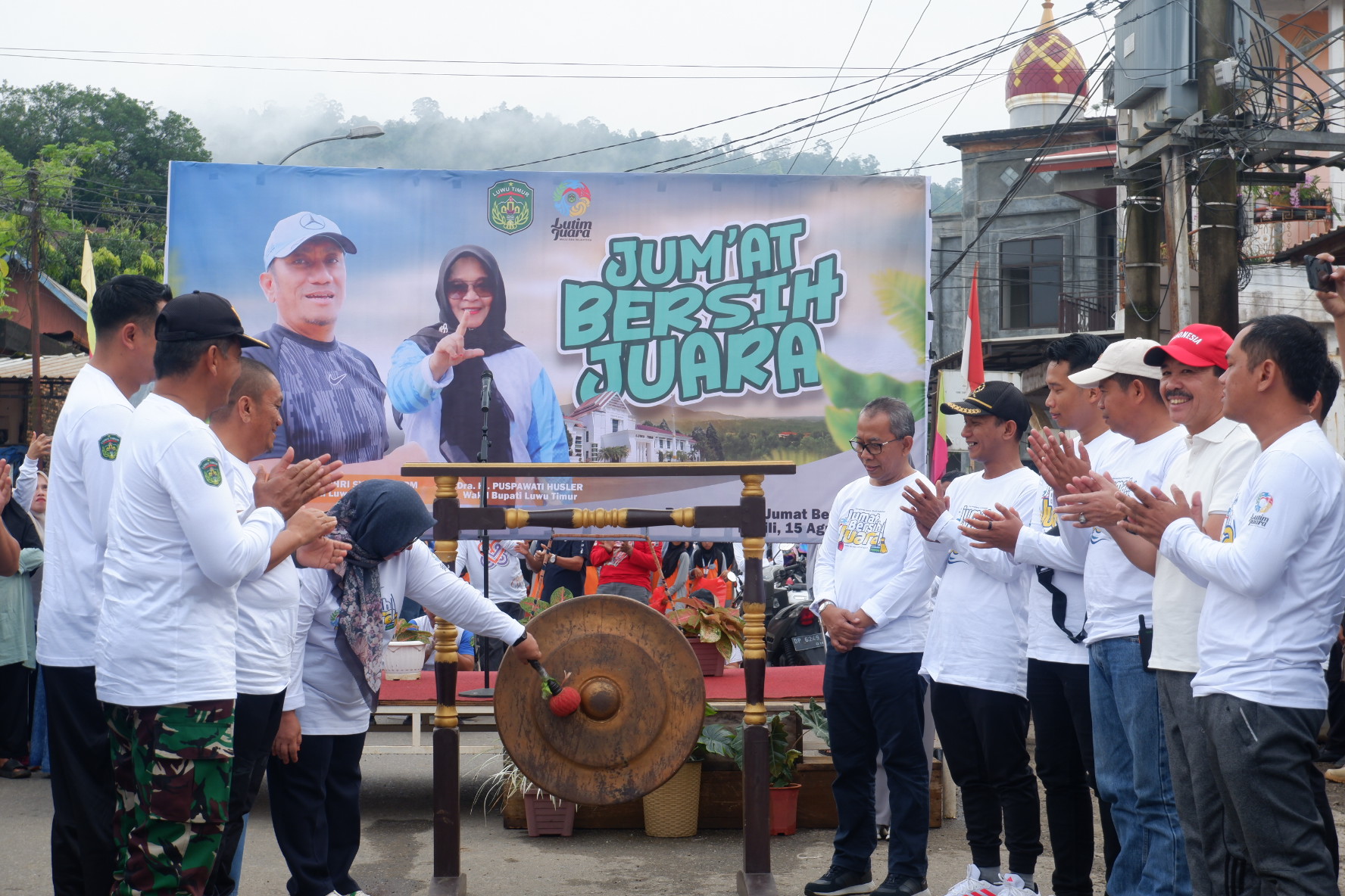 Jumat Bersih Juara, Momentum Kebersamaan dan Kepedulian Lingkungan