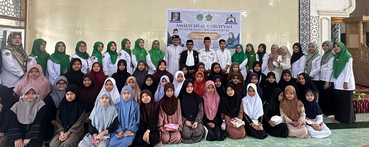 Pembukaan Amaliyah Al Usbuiyyah di Masjid Arradhiyah Pontren DDI Lil Banat
