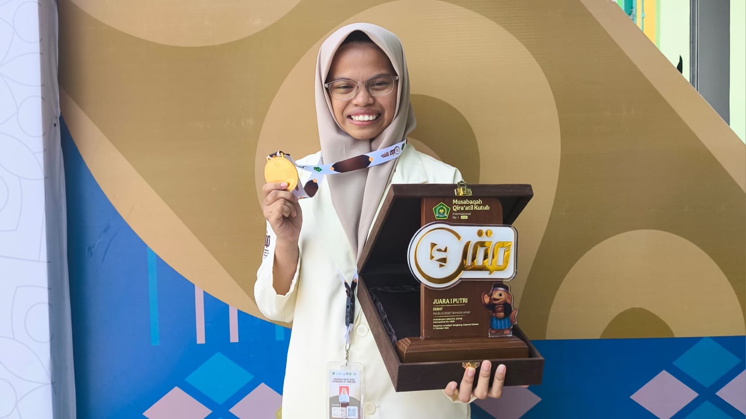 Juara 1, Santriwati Asal Bantaeng Harumkan Nama Sulsel di Ajang MQKN 2025, Ini Tanggapan Kakan Kemenag Bantaeng (Foto: PD Pontren Kemenag Bantaeng)