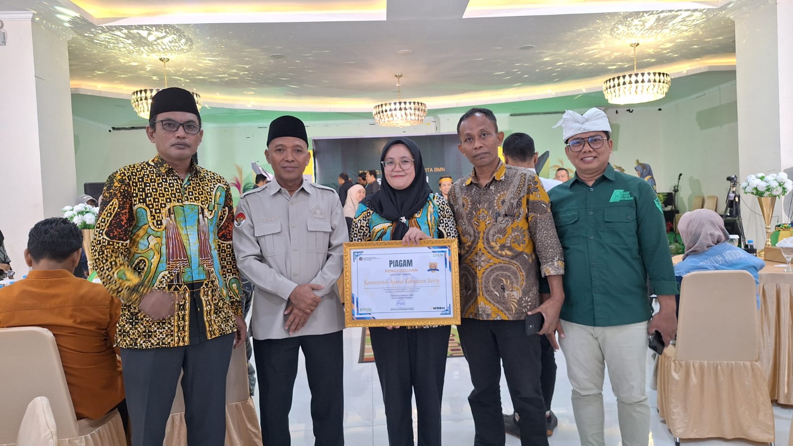 Komitmen Berbuah Prestasi, Kemenag Barru Raih Penghargaan Lagi