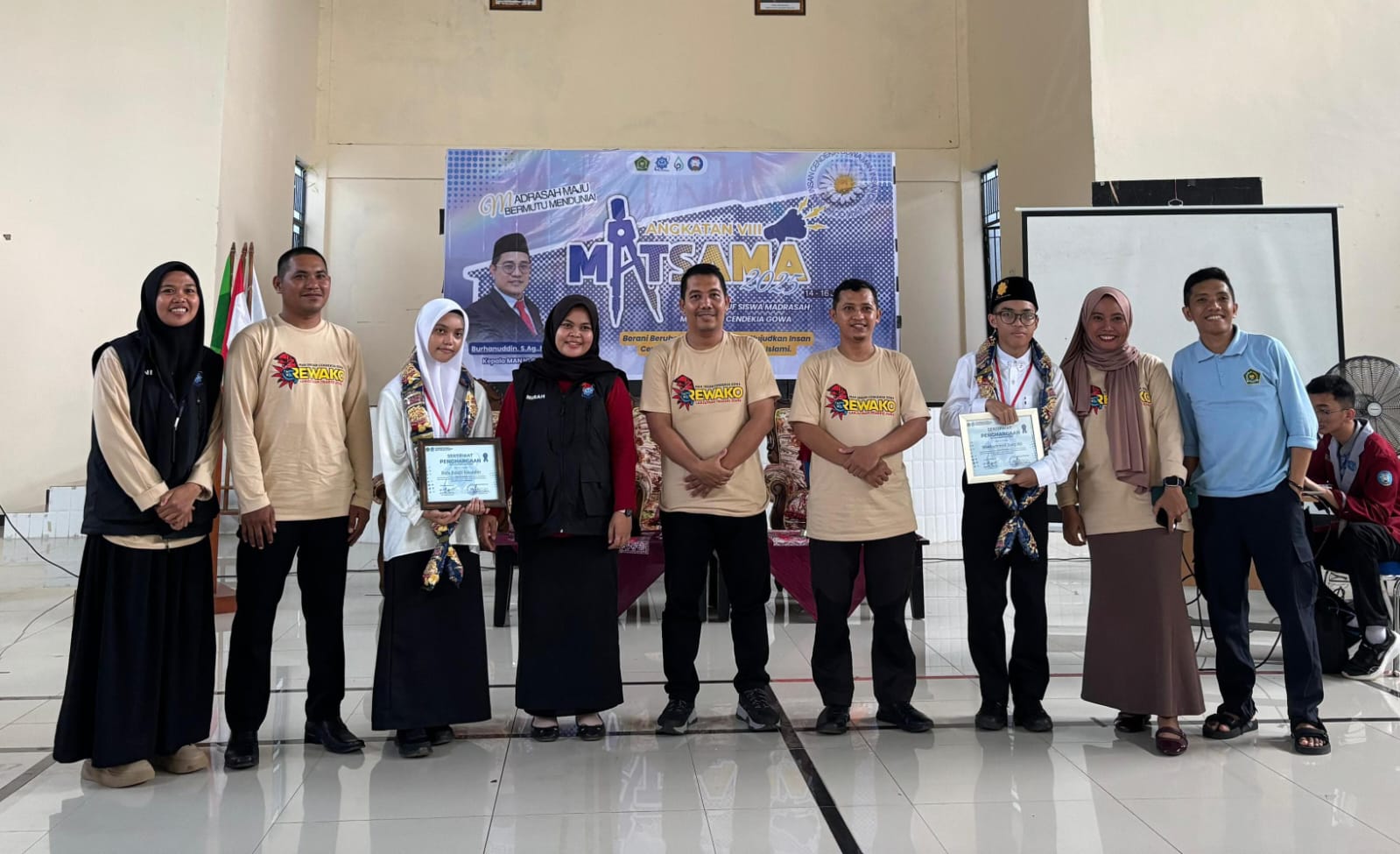 Foto bersama peserta terbaik